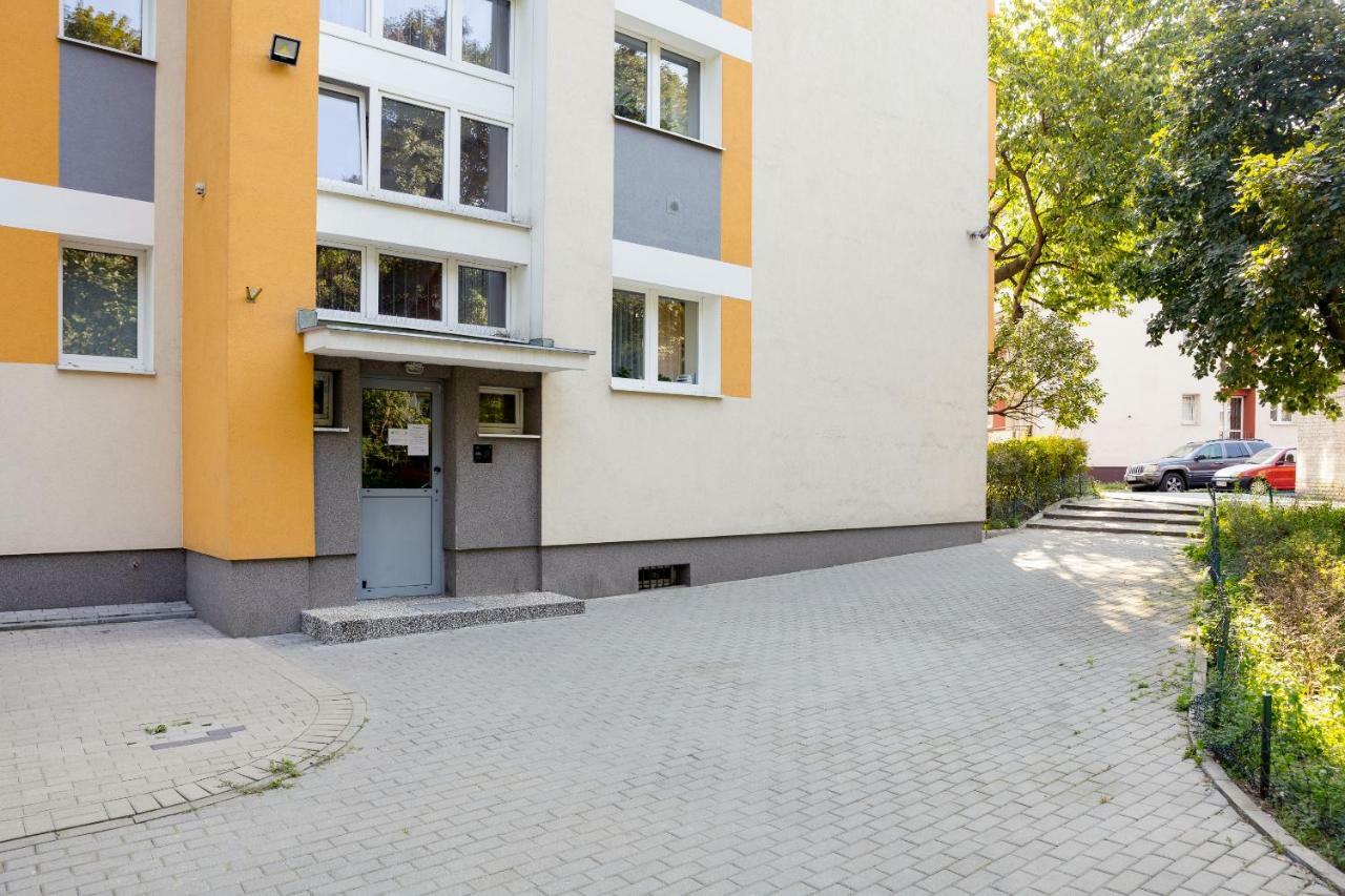 Klimatyczne Studio Metro Slodowiec Варшава Екстер'єр фото